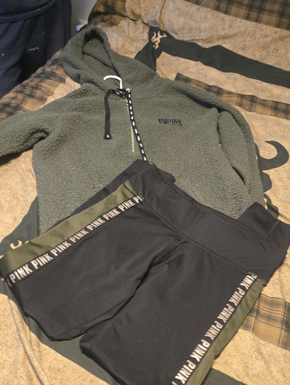 PINK Victoria's Secret Olive Green Sherpa Hoodie & Black Leggings Set Like New